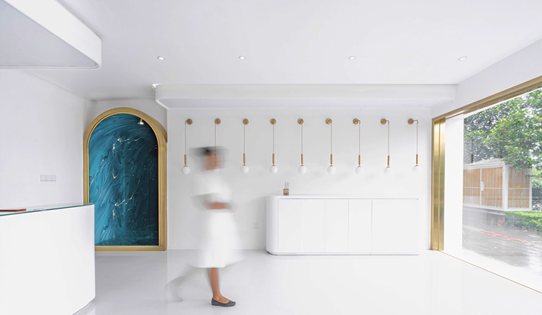 特色美容会所前台角度二装建设计