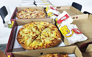 昭通装建公司的悠闲下午茶